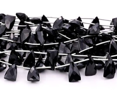 Black Onyx 9x15mm Faceted Pyramid